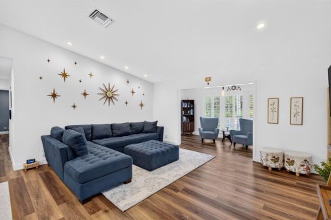 Touwnhouse à vendre à Boca Raton, Floride: 2 chambres, 122.91 m2 № 2387815 - photo 12