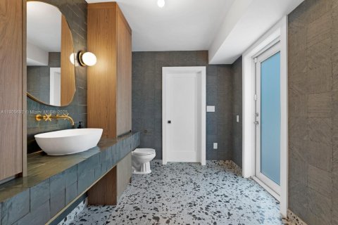 Casa en venta en Miami Shores, Florida, 3 dormitorios, 179.12 m2 № 1968361 - foto 28