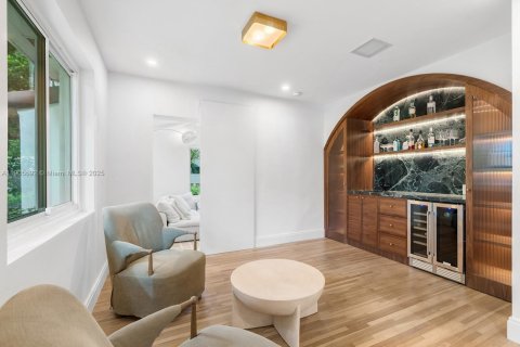 Casa en venta en Miami Shores, Florida, 3 dormitorios, 179.12 m2 № 1968361 - foto 15