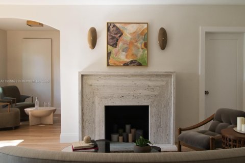 Casa en venta en Miami Shores, Florida, 3 dormitorios, 179.12 m2 № 1968361 - foto 7
