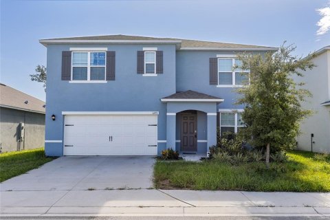 House in Davenport, Florida 5 bedrooms, 250.46 sq.m. № 1901733 - photo 2