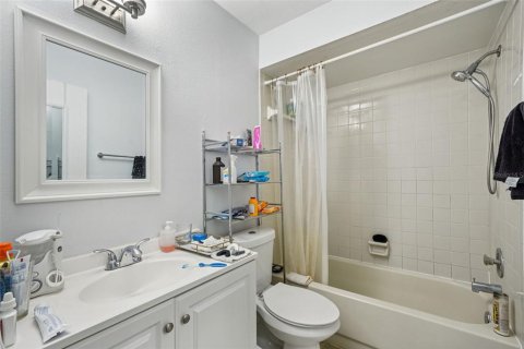 Купить коммерческую недвижимость в Сент-Питерсберг, Флорида 4 спальни, 176.7м2, № 1826995 - фото 17