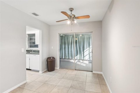 Condominio en venta en Sun City Center, Florida, 2 dormitorios, 91.42 m2 № 1909054 - foto 11