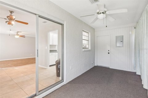 Condominio en venta en Sun City Center, Florida, 2 dormitorios, 91.42 m2 № 1909054 - foto 27