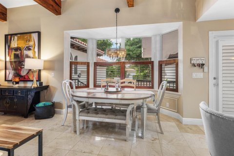 Villa ou maison à louer à West Palm Beach, Floride: 6 chambres, 523.78 m2 № 2262430 - photo 13