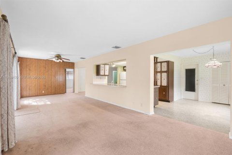 Villa ou maison à vendre à Margate, Floride: 2 chambres, 161.46 m2 № 2046599 - photo 24