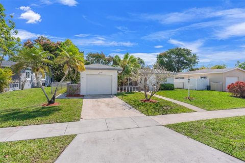 Villa ou maison à Margate, Floride 2 chambres, 161.46 m2 № 2046599