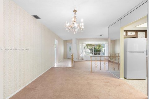 Villa ou maison à vendre à Margate, Floride: 2 chambres, 161.46 m2 № 2046599 - photo 10