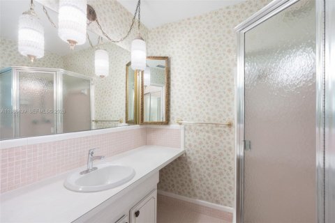 Villa ou maison à vendre à Margate, Floride: 2 chambres, 161.46 m2 № 2046599 - photo 17