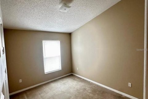 Villa ou maison à louer à Orlando, Floride: 4 chambres, 183.2 m2 № 2157069 - photo 3