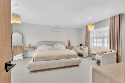Villa ou maison à vendre à Dania Beach, Floride: 5 chambres, 333.98 m2 № 2431541 - photo 26