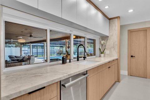 Villa ou maison à vendre à Dania Beach, Floride: 5 chambres, 333.98 m2 № 2431541 - photo 12