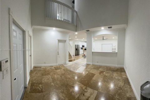 Touwnhouse à vendre à Sunrise, Floride: 2 chambres, 139.17 m2 № 1932652 - photo 30