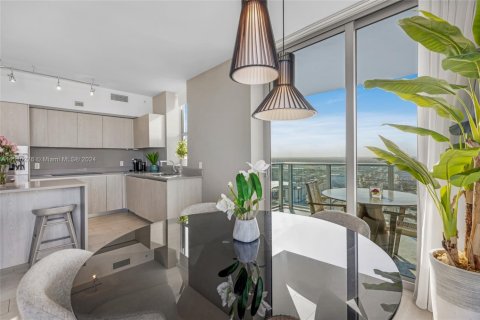 Снять в аренду кондоминиум в Холливуд, Флорида 2 спальни, 99.87м2, № 1958870 - фото 10