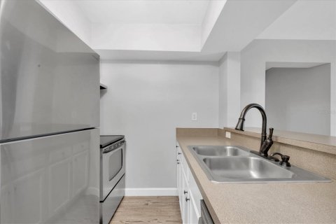 Copropriété à louer à Tampa, Floride: 2 chambres, 84.73 m2 № 2356713 - photo 5