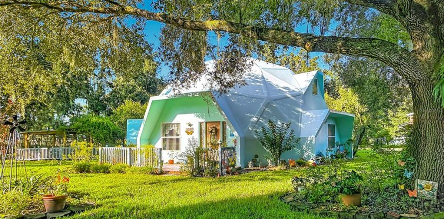 Casa en Dover, Florida 3 dormitorios, 191.94 m2 № 2386216