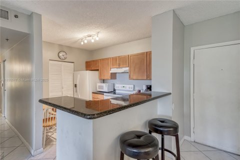 Condo in Aventura, Florida, 2 bedrooms  № 1804381 - photo 3
