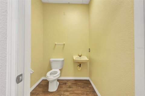 Immobilier commercial à louer à Port Charlotte, Floride: 1820.61 m2 № 1856620 - photo 29