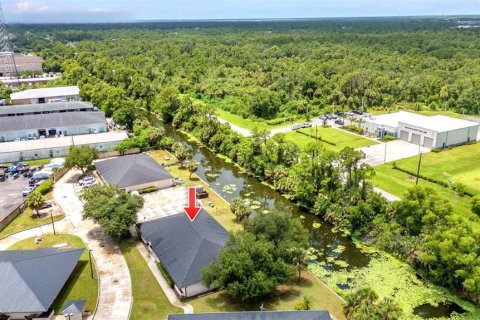 Immobilier commercial à louer à Port Charlotte, Floride: 1820.61 m2 № 1856620 - photo 5