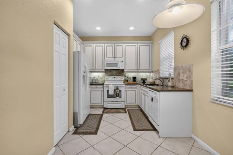 Villa ou maison à vendre à Boynton Beach, Floride: 3 chambres, 171.22 m2 № 2382165 - photo 14