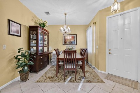 Villa ou maison à vendre à Boynton Beach, Floride: 3 chambres, 171.22 m2 № 2382165 - photo 8