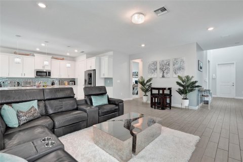 Villa ou maison à vendre à Boynton Beach, Floride: 5 chambres, 251.58 m2 № 1995032 - photo 7
