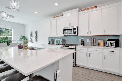 Villa ou maison à vendre à Boynton Beach, Floride: 5 chambres, 251.58 m2 № 1995032 - photo 11