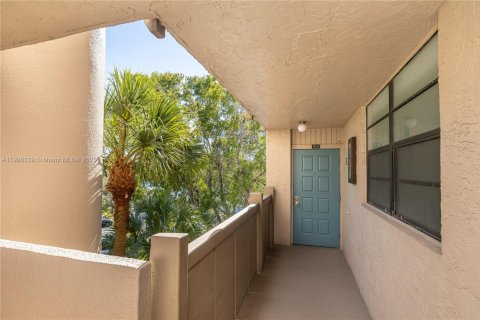 Copropriété à vendre à Pembroke Pines, Floride: 2 chambres, 110.27 m2 № 1963181 - photo 3