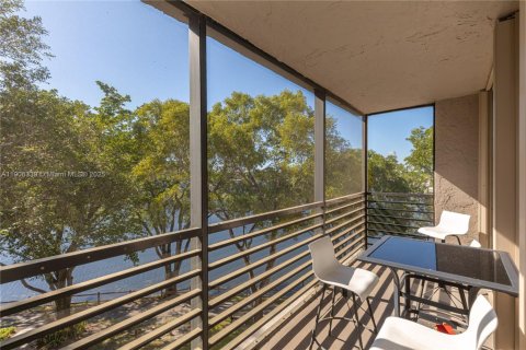 Copropriété à vendre à Pembroke Pines, Floride: 2 chambres, 110.27 m2 № 1963181 - photo 19