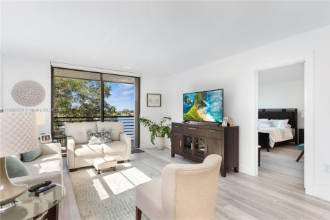 Copropriété à vendre à Pembroke Pines, Floride: 2 chambres, 110.27 m2 № 1963181 - photo 11