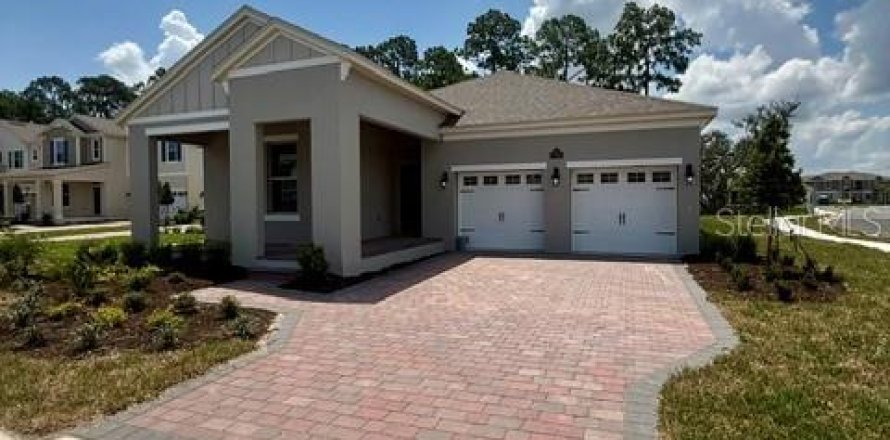 House in Winter Garden, Florida 4 bedrooms, 196.3 sq.m. № 2093909
