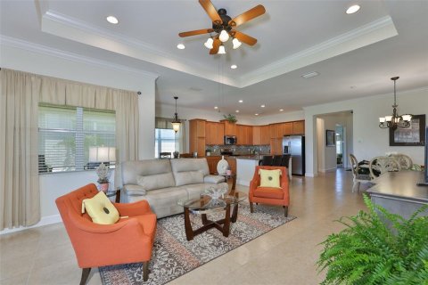House in Sun City Center, Florida 2 bedrooms, 200.02 sq.m. № 2097207 - photo 6