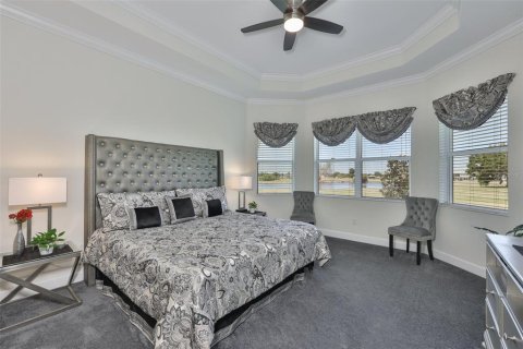 House in Sun City Center, Florida 2 bedrooms, 200.02 sq.m. № 2097207 - photo 15