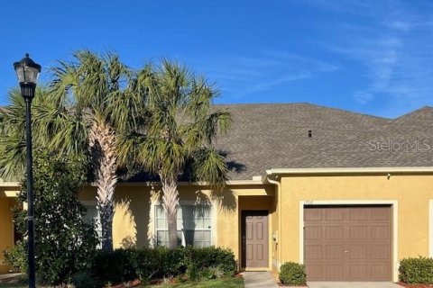 House in Ruskin, Florida 2 bedrooms, 130.62 sq.m. № 1587336 - photo 1