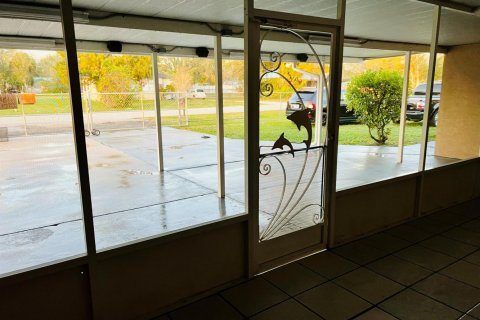 Commercial property in Okeechobee, Florida № 2174099 - photo 18