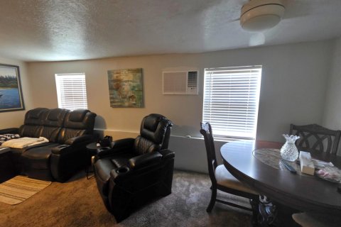 Commercial property in Okeechobee, Florida № 2174099 - photo 21