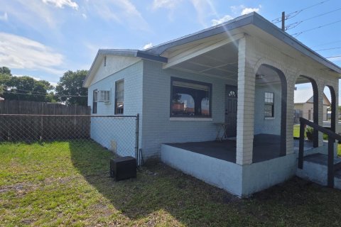 Commercial property in Okeechobee, Florida № 2174099 - photo 23