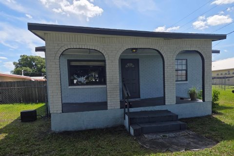 Commercial property in Okeechobee, Florida № 2174099 - photo 22