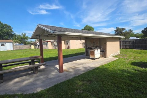 Commercial property in Okeechobee, Florida № 2174099 - photo 8