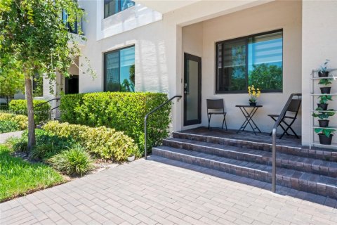 Copropriété à vendre à Doral, Floride: 4 chambres, 139.91 m2 № 1834100 - photo 1
