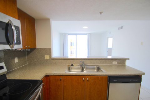 Купить кондоминиум в Майами, Флорида 1 спальня, 66.7м2, № 1968446 - фото 8