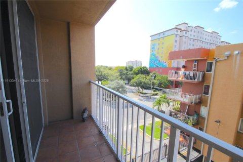 Купить кондоминиум в Майами, Флорида 1 спальня, 66.7м2, № 1968446 - фото 28