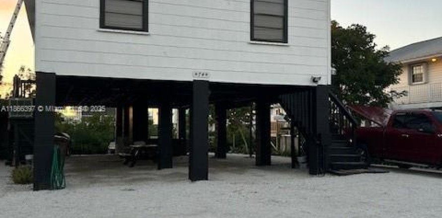Casa en Big Pine Key, Florida 2 dormitorios, 107.02 m2 № 1921084