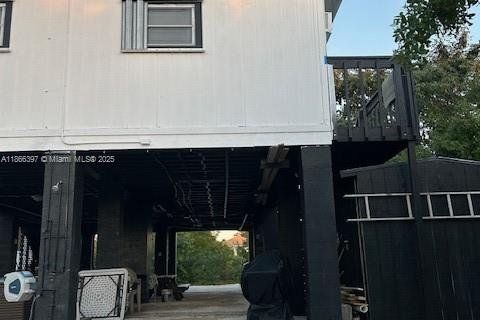Casa en venta en Big Pine Key, Florida, 2 dormitorios, 107.02 m2 № 1921084 - foto 7