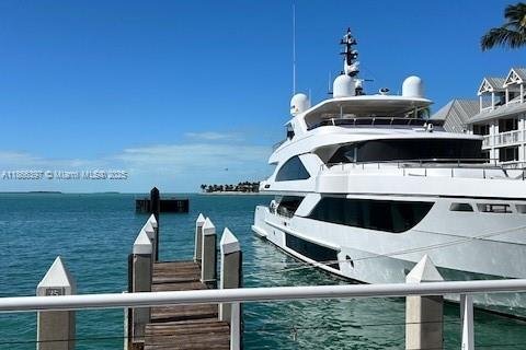 Casa en venta en Big Pine Key, Florida, 2 dormitorios, 107.02 m2 № 1921084 - foto 13