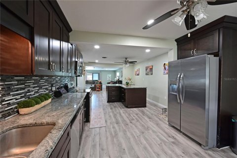 Купить виллу или дом в Пальметто, Флорида 4 комнаты, 214.79м2, № 2216181 - фото 11