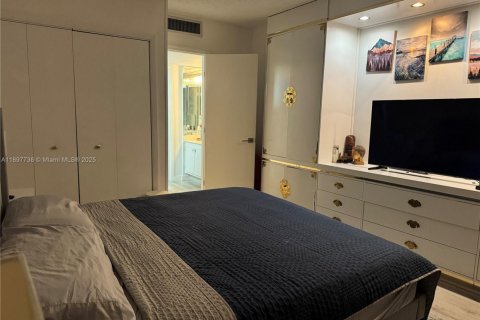 Купить кондоминиум в Авентура, Флорида 2 спальни, 96.43м2, № 1949312 - фото 19
