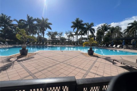 Adosado en venta en Homestead, Florida, 3 dormitorios, 169.92 m2 № 2000287 - foto 30