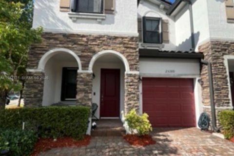 Adosado en Homestead, Florida 3 dormitorios, 169.92 m2 № 2000287
