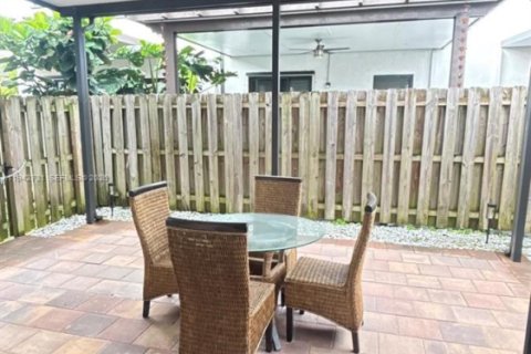 Adosado en venta en Homestead, Florida, 3 dormitorios, 169.92 m2 № 2000287 - foto 25